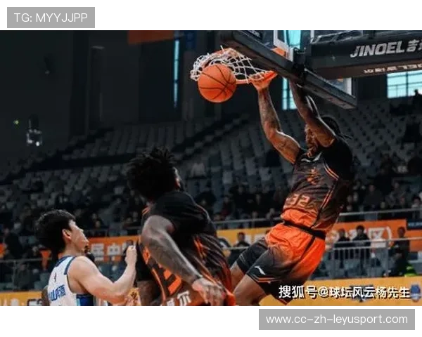 CBA青岛内线双塔掌控篮板